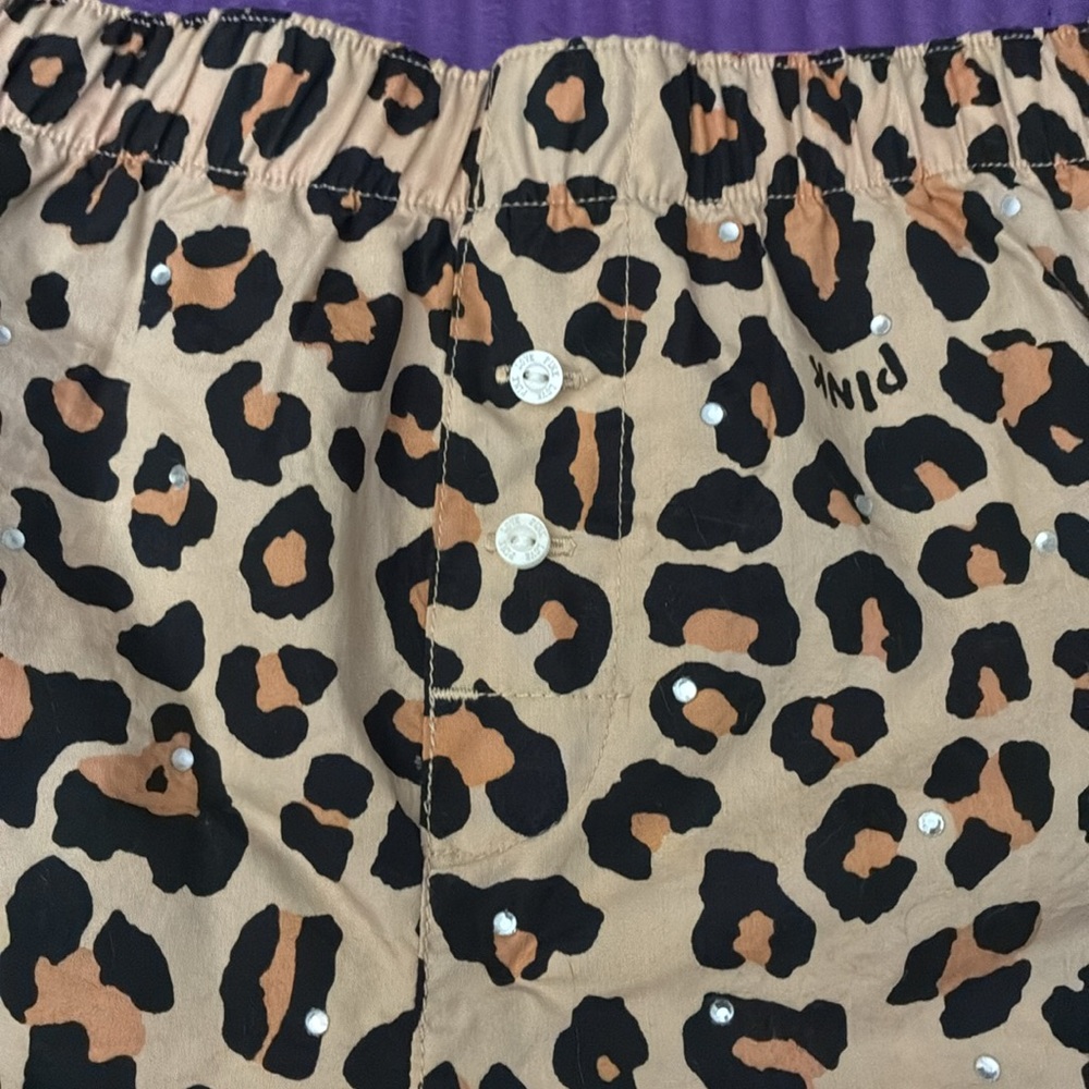 VS PINK Leopard Print Pajama Shorts - Picture 2 of 6